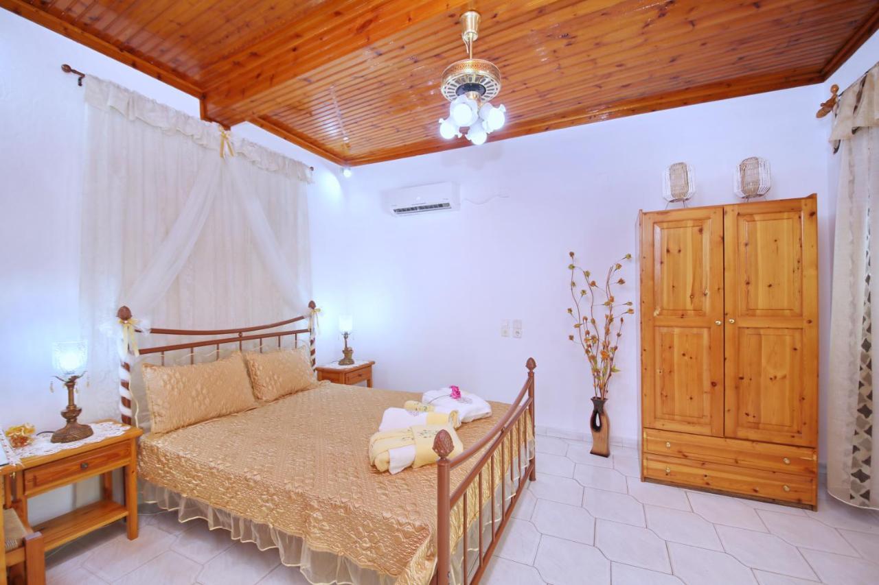 Vasia'S Small Villa Skopelos Exterior foto