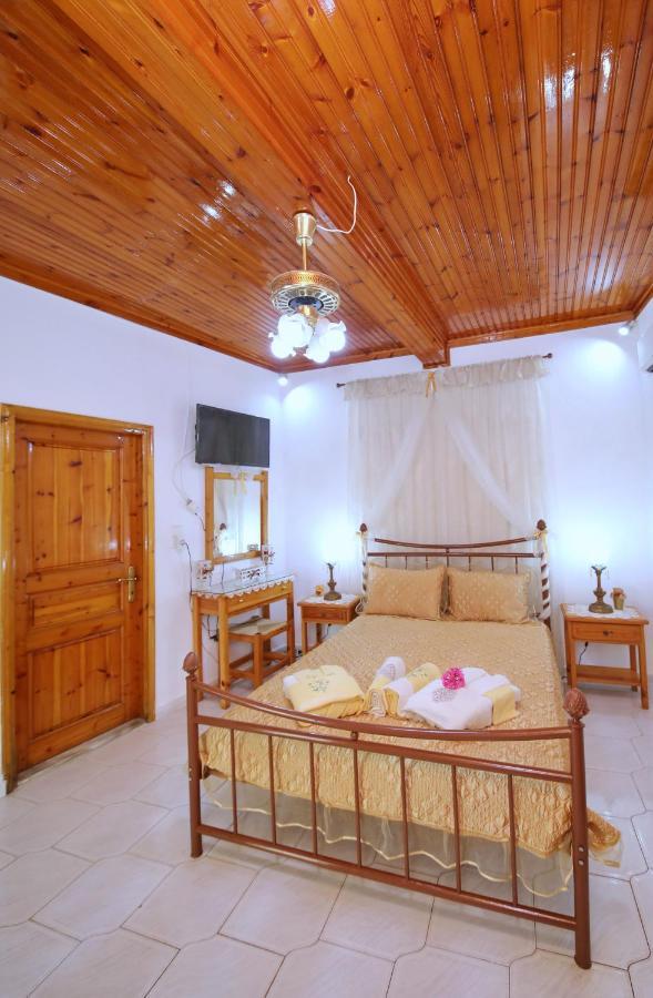 Vasia'S Small Villa Skopelos Exterior foto